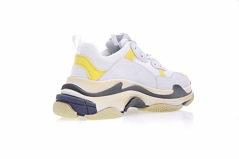  Balenciaga Triple S